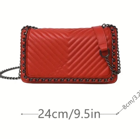 Quilted Crossbody Bag for Women - Trendy Square Purse with Simple Shoulder Strap - Picture 2 of 2